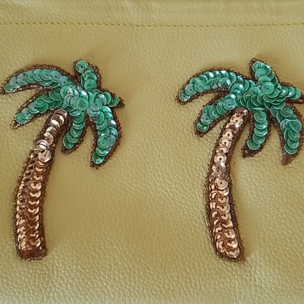 Tea & Tequila crossbody purse - Picture 5 of 6
